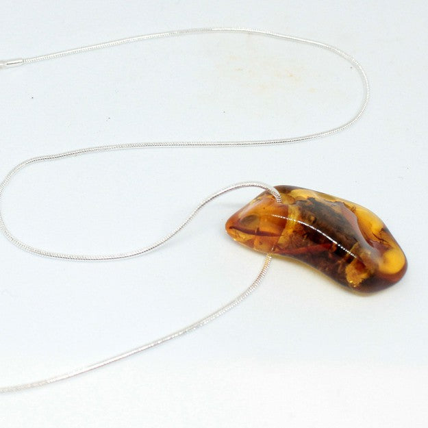 Amber on sale necklace pendant